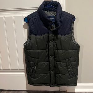 American Eagle vest